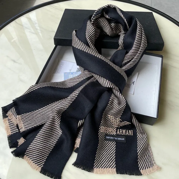 スーパーコピー フェンディ マフラー