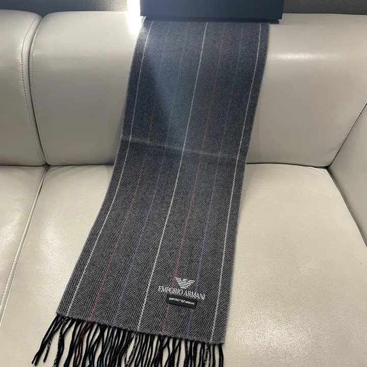 スーパーコピー フェンディ マフラー