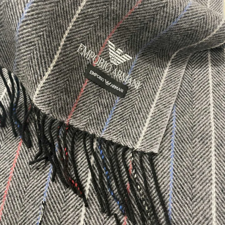 スーパーコピー フェンディ マフラー