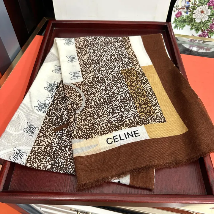 スーパーコピー セリーヌ マフラー