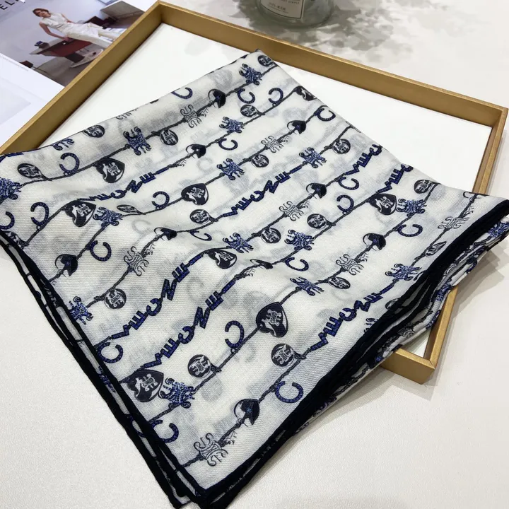 スーパーコピー セリーヌ マフラー