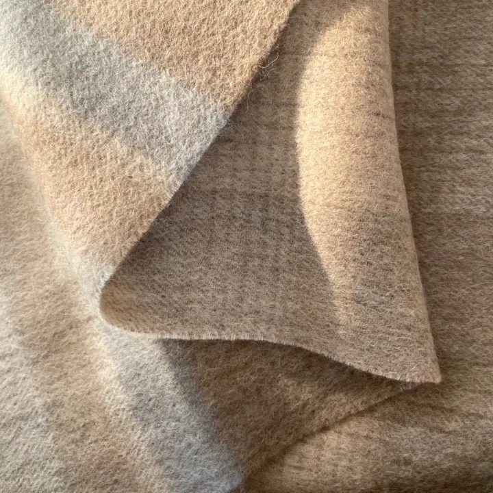 スーパーコピー フェラガモ マフラー