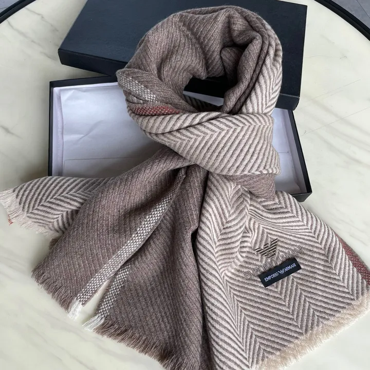 スーパーコピー フェンディ マフラー