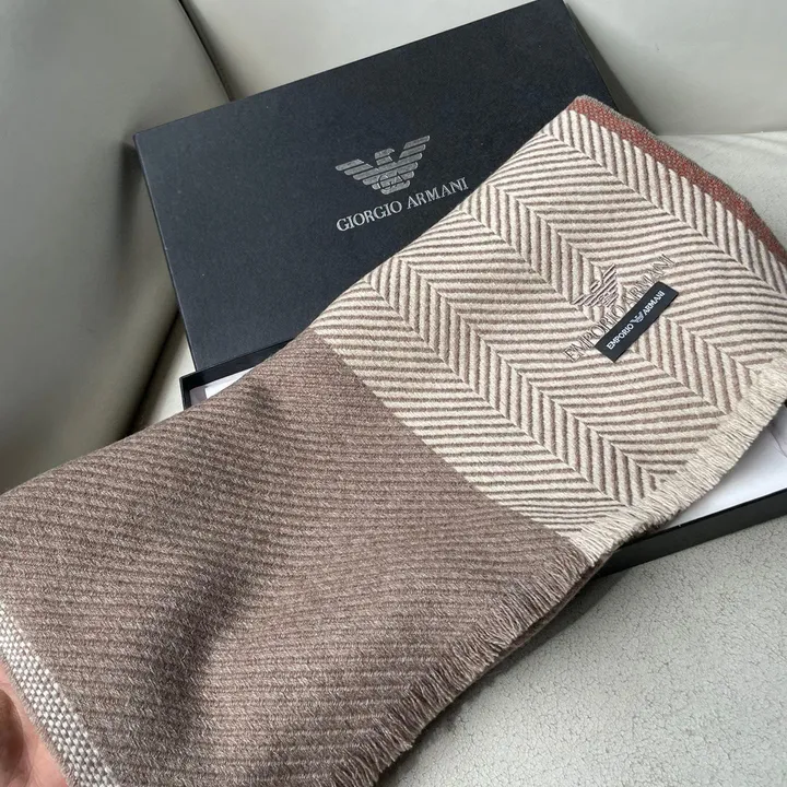 スーパーコピー フェンディ マフラー