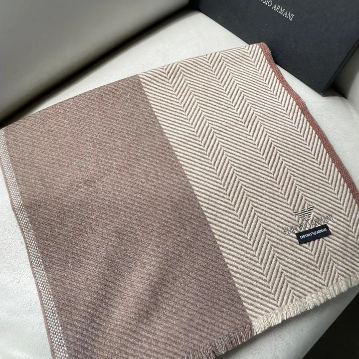 スーパーコピー フェンディ マフラー