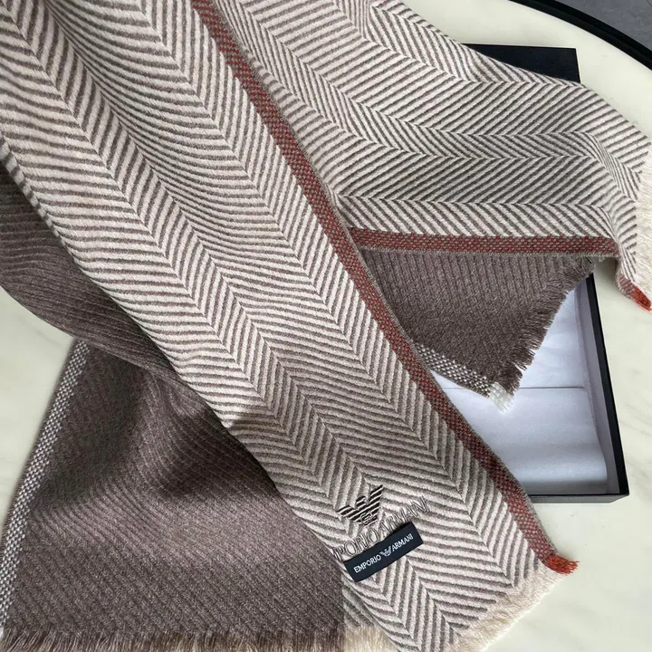 スーパーコピー フェンディ マフラー