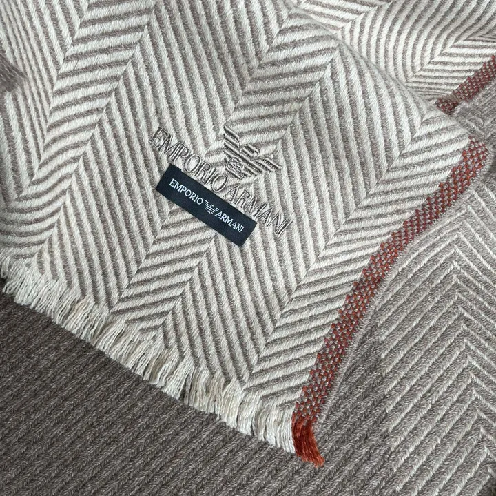 スーパーコピー フェンディ マフラー