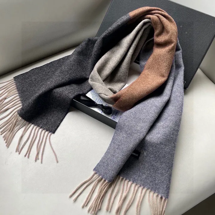 スーパーコピー フェンディ マフラー