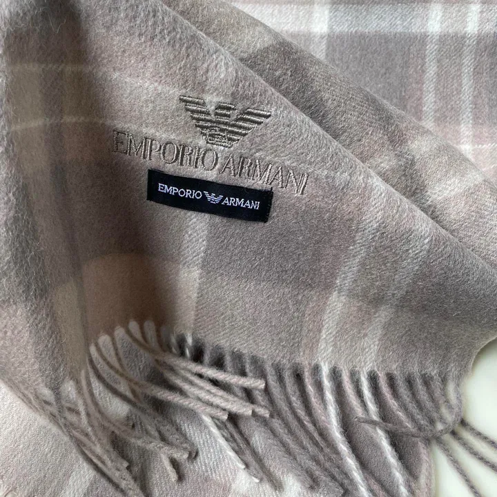 スーパーコピー フェンディ マフラー