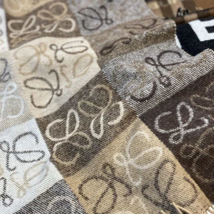 スーパーコピー ロエベ マフラー