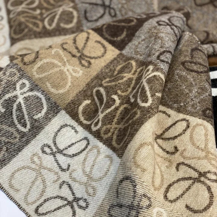 スーパーコピー ロエベ マフラー