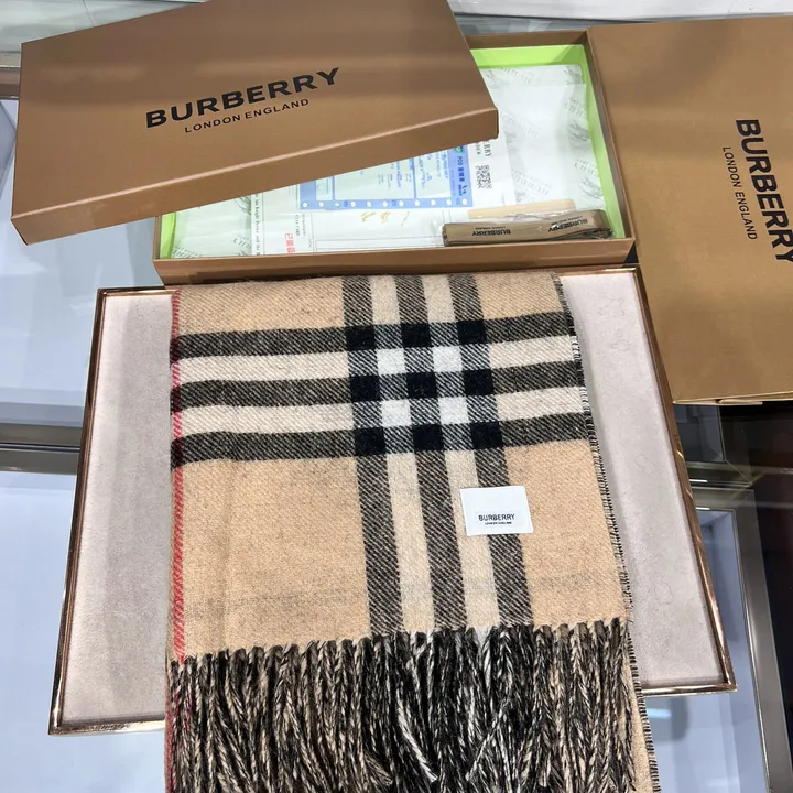 スーパーコピー バーバリー ス マフラー