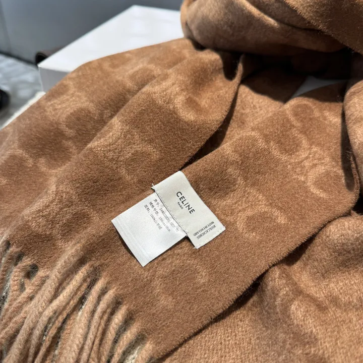 スーパーコピー セリーヌ マフラー