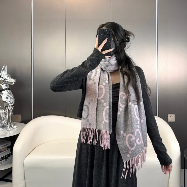 スーパーコピー グッチ マフラー