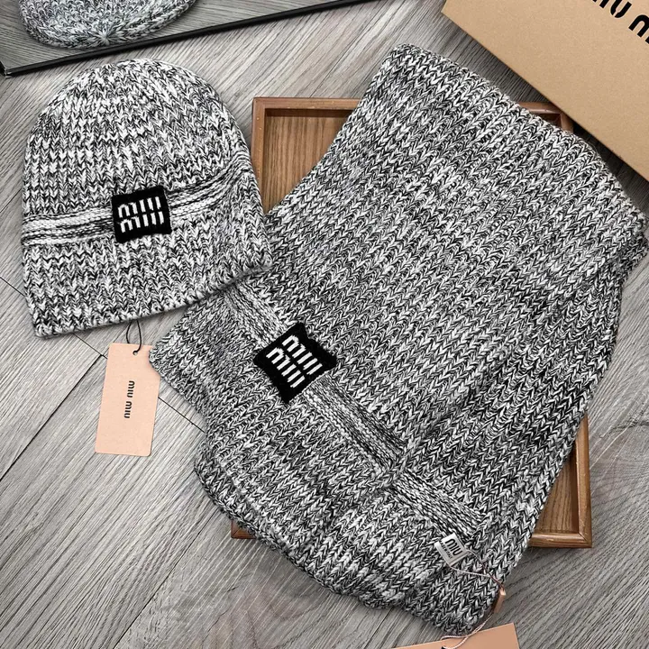 スーパーコピー ミュウミュウ マフラー