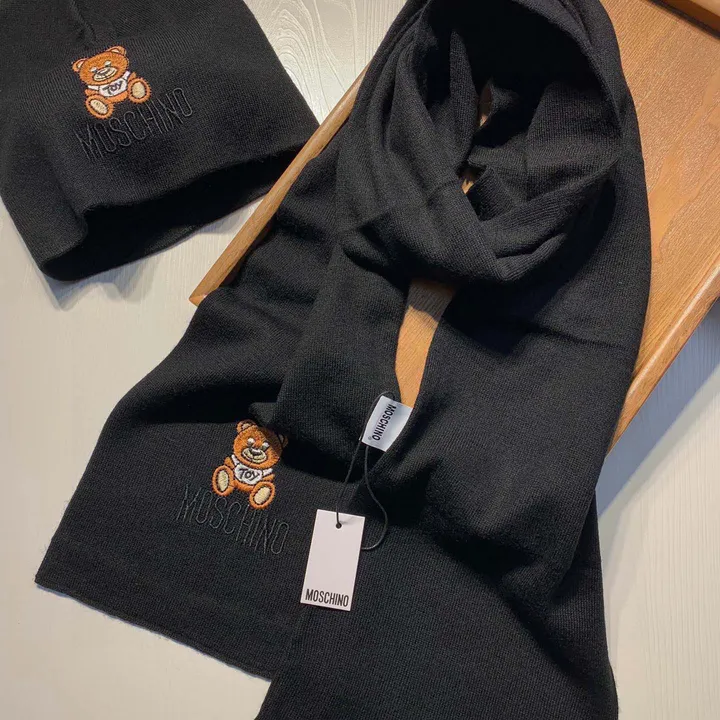 スーパーコピー モスキーノ マフラー