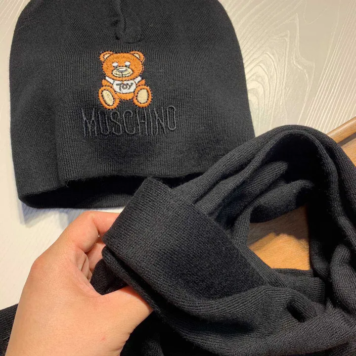 スーパーコピー モスキーノ マフラー