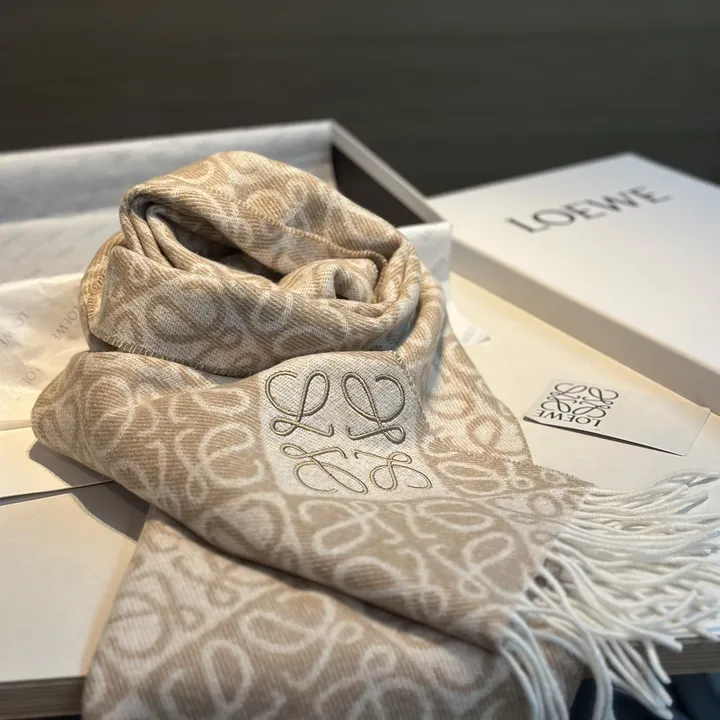 スーパーコピー ロエベ マフラー