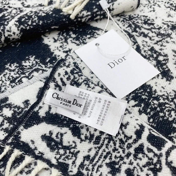 スーパーコピー ディオール マフラー