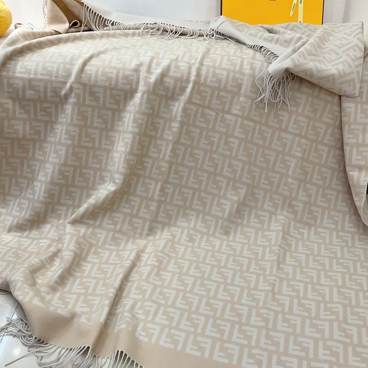 スーパーコピー フェンディ マフラー