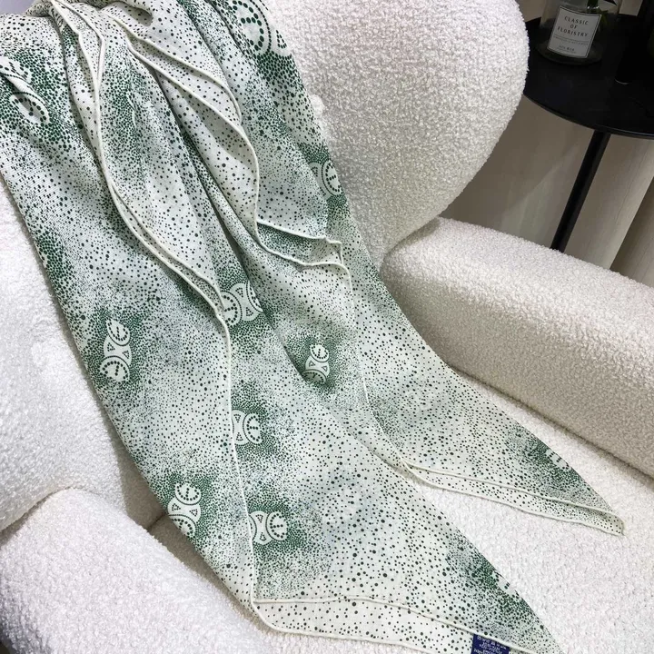 スーパーコピー セリーヌ マフラー