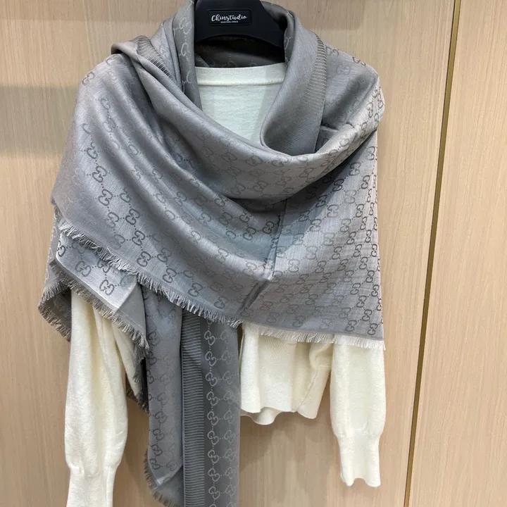 スーパーコピー グッチ マフラー