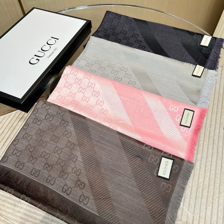 スーパーコピー グッチ マフラー
