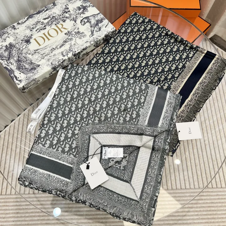 スーパーコピー ディオール マフラー