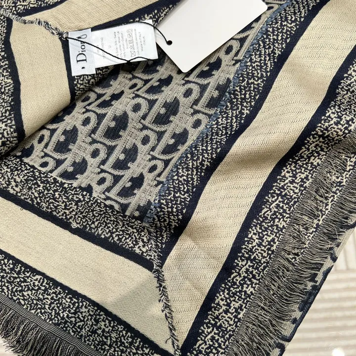 スーパーコピー ディオール マフラー