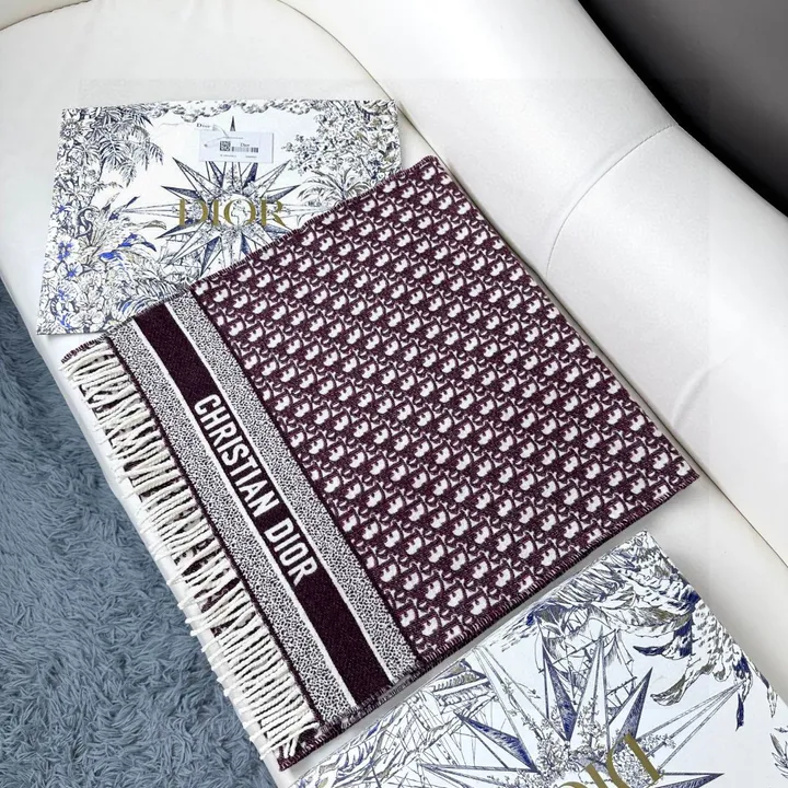 スーパーコピー ディオール マフラー