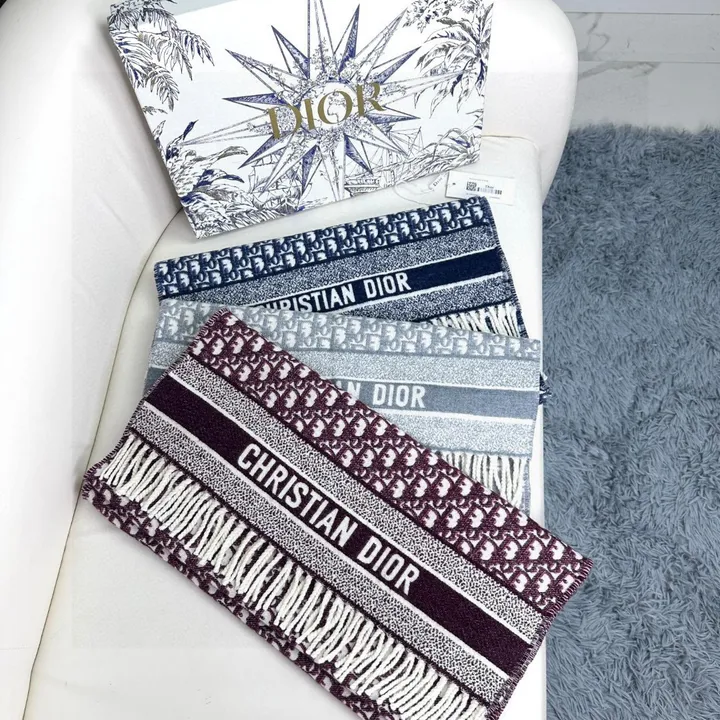 スーパーコピー ディオール マフラー