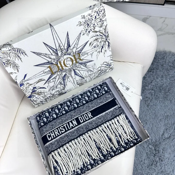 スーパーコピー ディオール マフラー