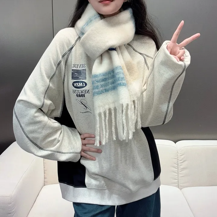 スーパーコピー ヴィヴィアン・ウエストウッド マフラー