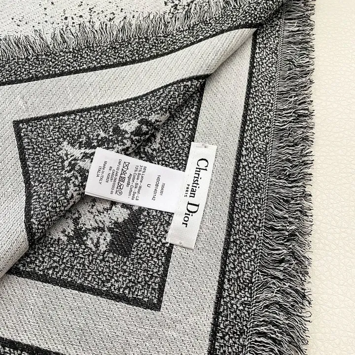 スーパーコピー ディオール マフラー