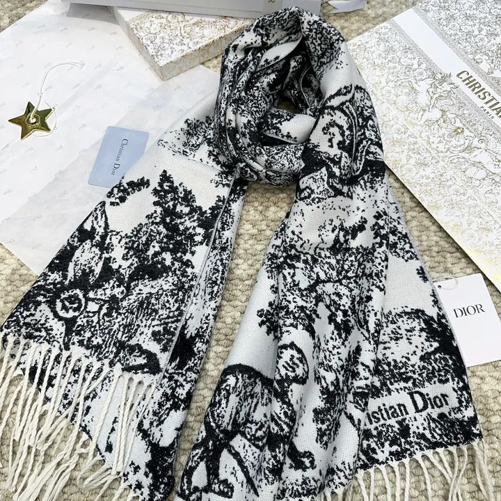 スーパーコピー ディオール マフラー