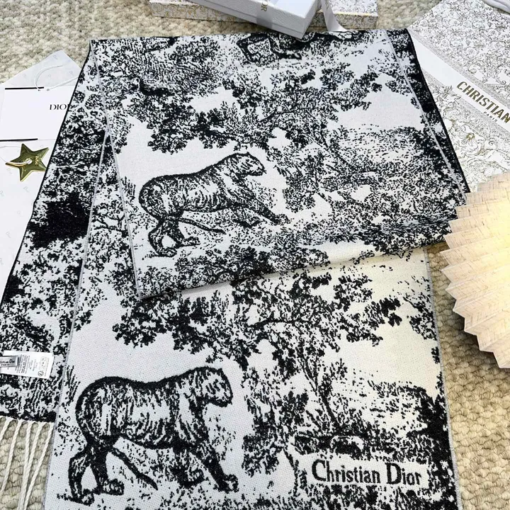 スーパーコピー ディオール マフラー