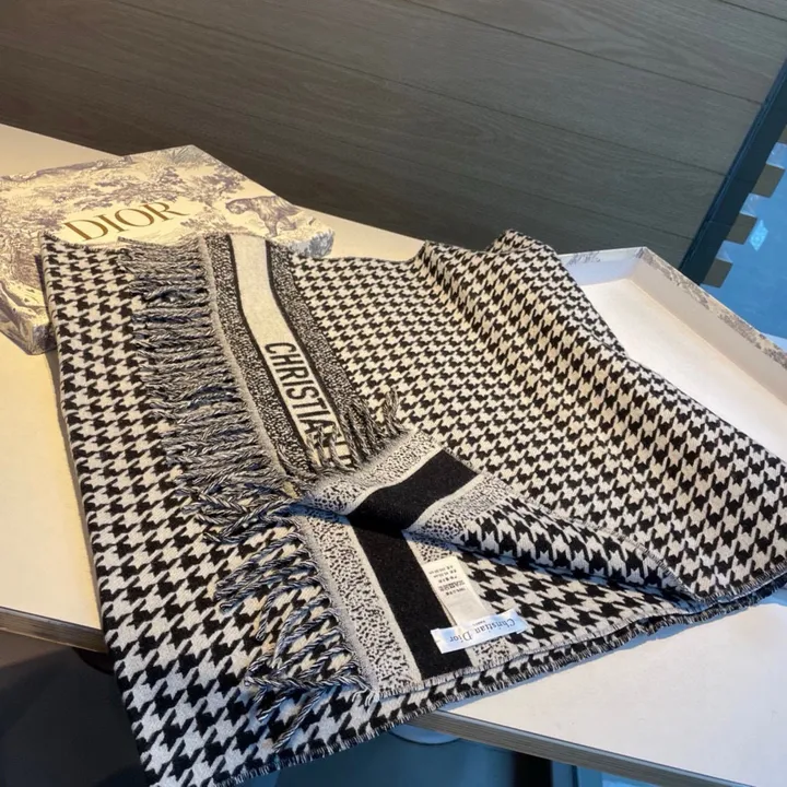 スーパーコピー ディオール マフラー