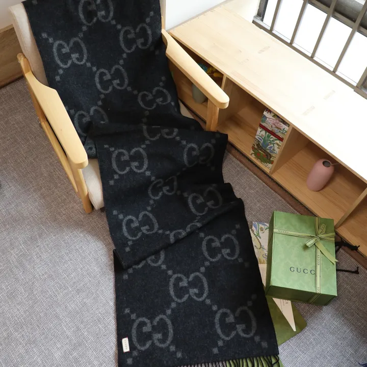 スーパーコピー ルイヴィトン マフラー