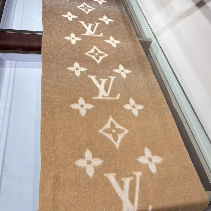 スーパーコピー ルイヴィトン マフラー