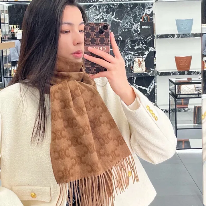 スーパーコピー セリーヌ マフラー