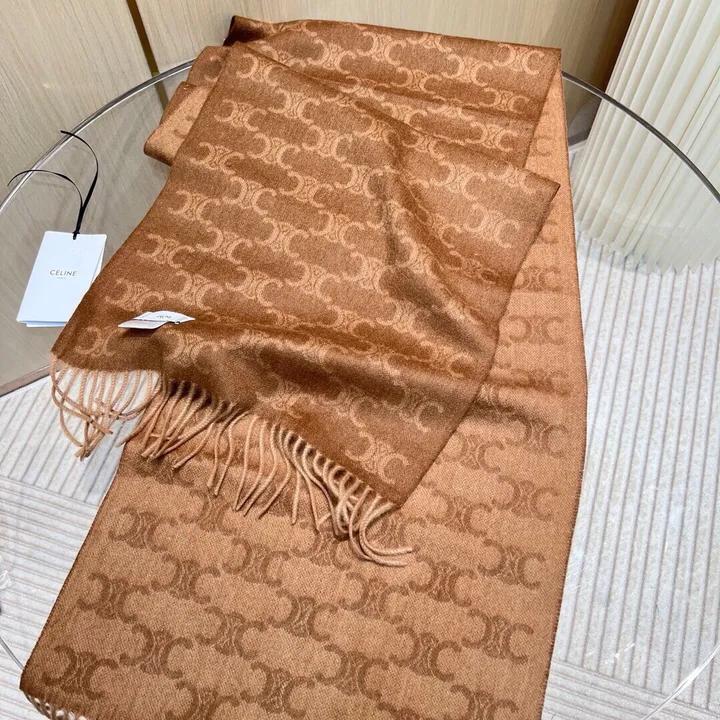 スーパーコピー セリーヌ マフラー