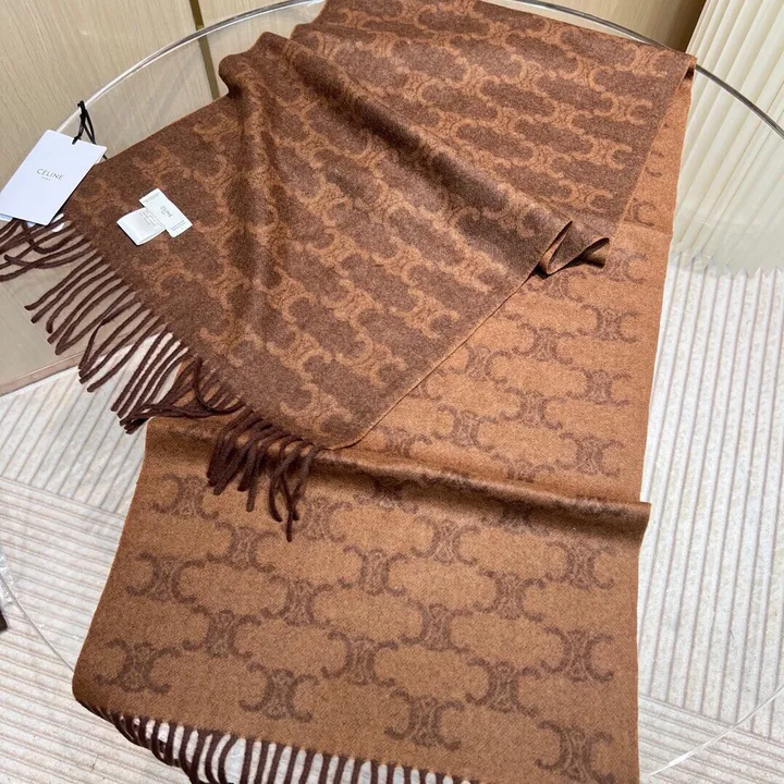 スーパーコピー セリーヌ マフラー