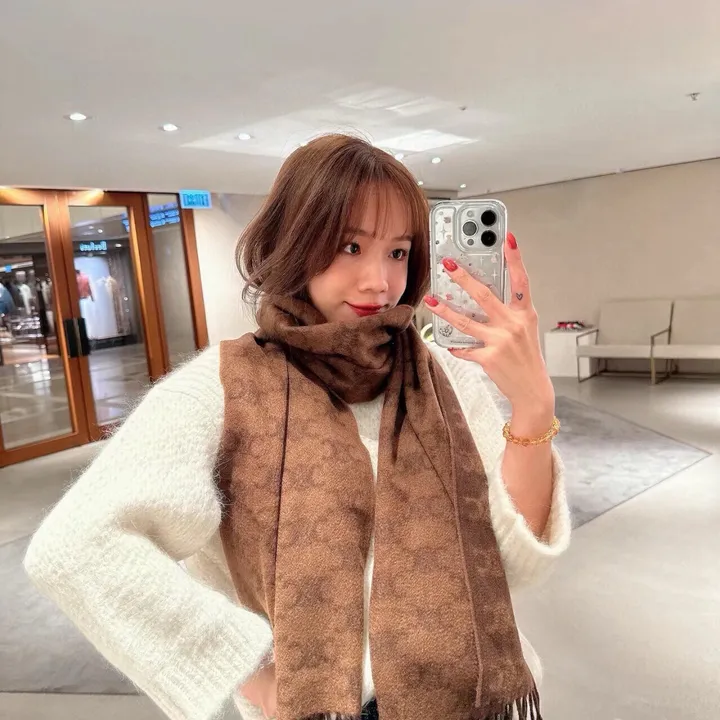 スーパーコピー セリーヌ マフラー