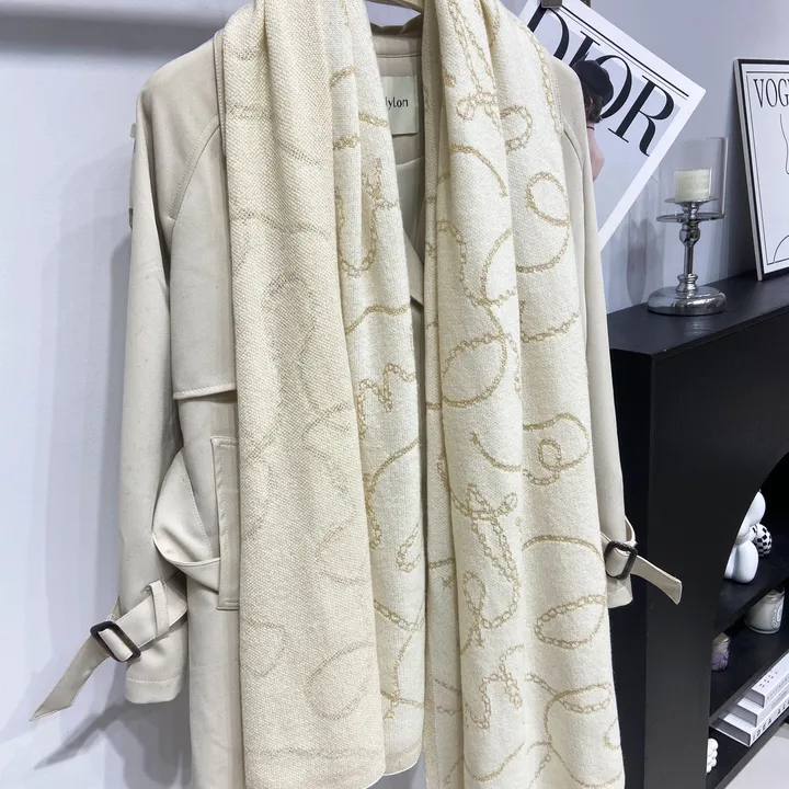 スーパーコピー セリーヌ マフラー