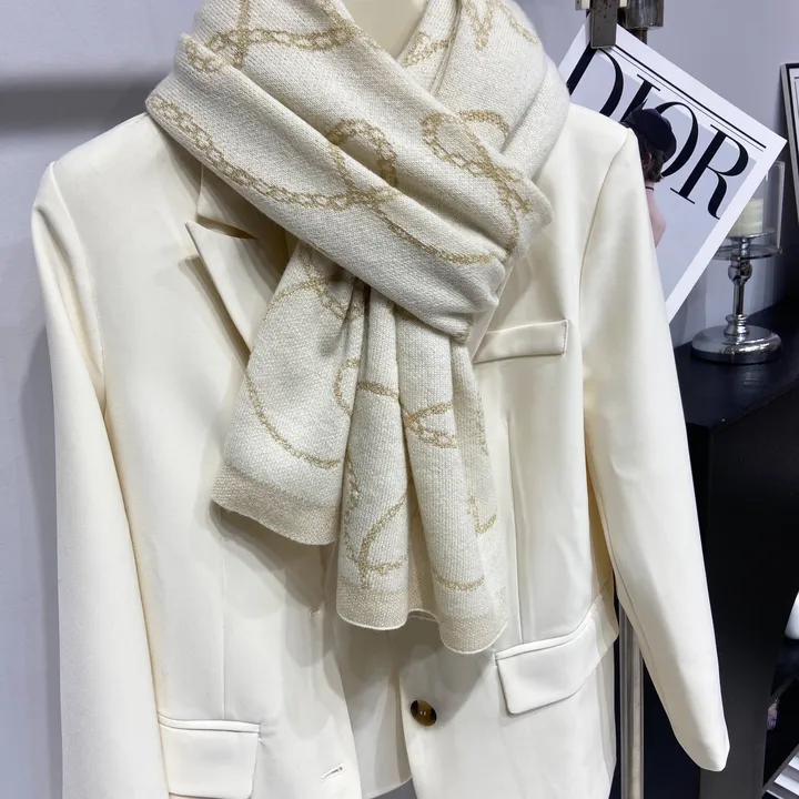 スーパーコピー セリーヌ マフラー