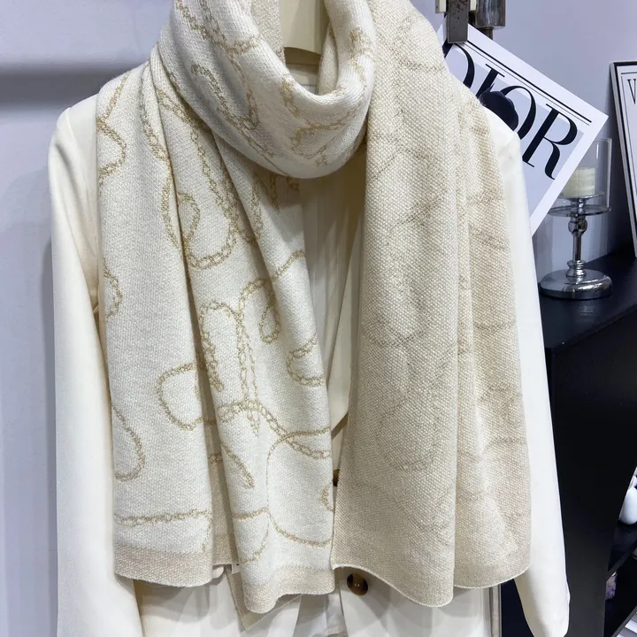 スーパーコピー セリーヌ マフラー