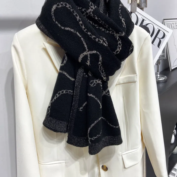 スーパーコピー セリーヌ マフラー