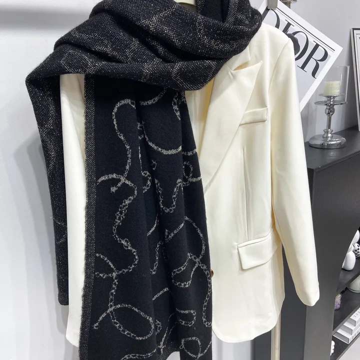 スーパーコピー セリーヌ マフラー