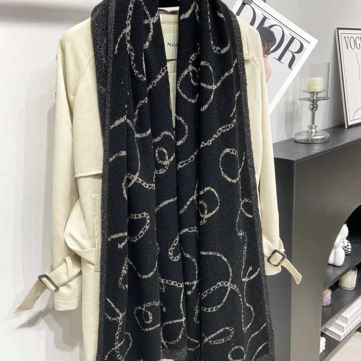 スーパーコピー セリーヌ マフラー