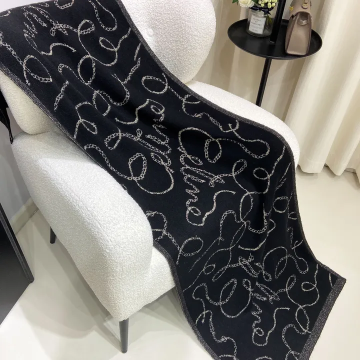 スーパーコピー セリーヌ マフラー